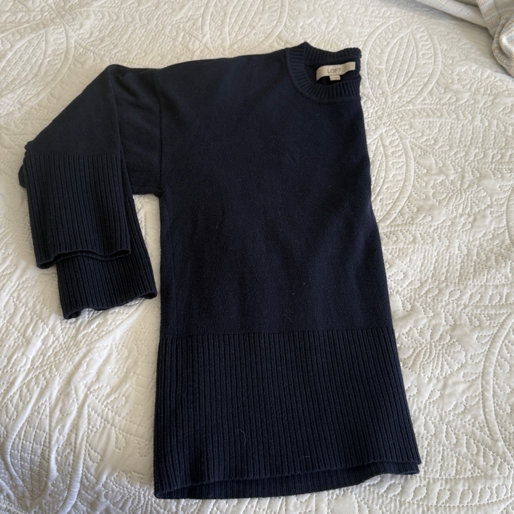 LOFT Women’s Dark Blue Crewneck Sweater - Picture 10 of 11